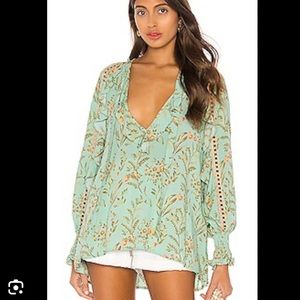 Spell & The Gypsy Maisie blouse in XL. EUC.